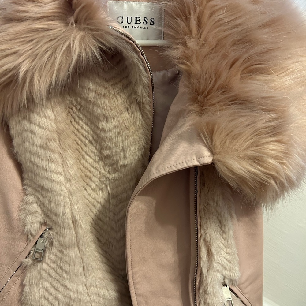 Blush pink guess small vest fur trim. Good used condition